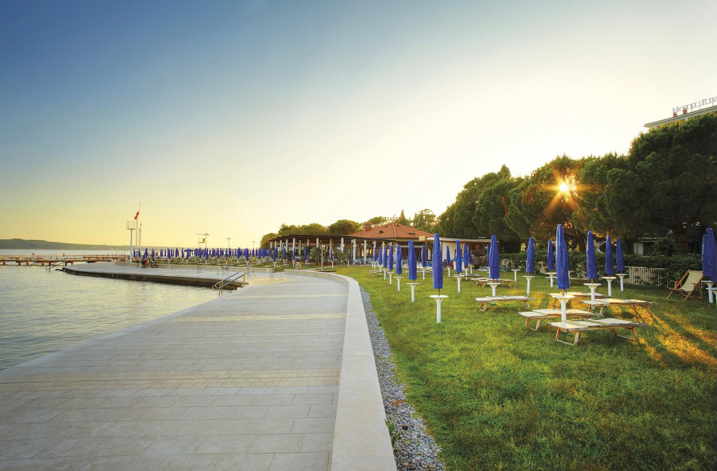 Socializing Hotel Mirna - Terme&Wellness Lifeclass Portorose Esterno foto