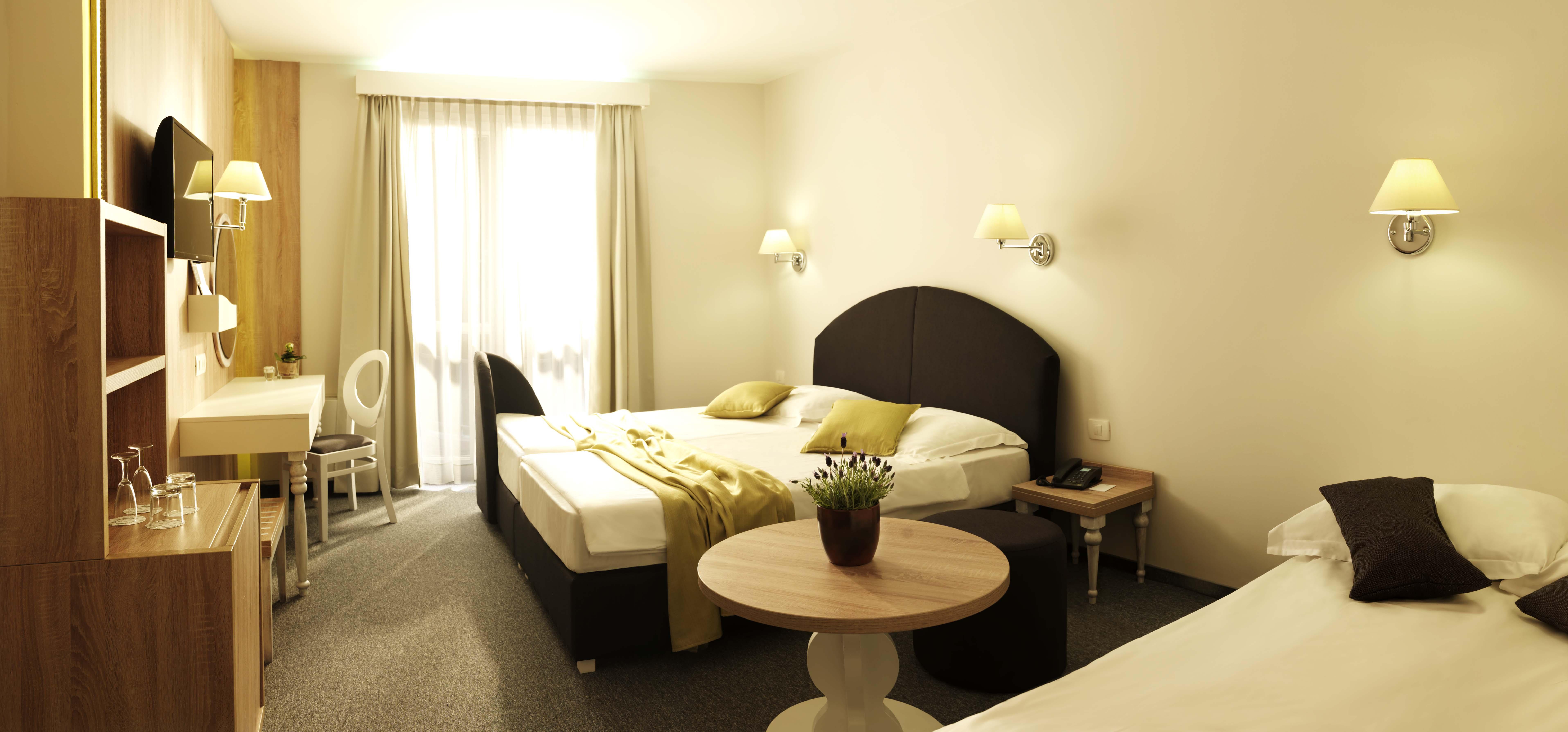 Socializing Hotel Mirna - Terme&Wellness Lifeclass Portorose Esterno foto