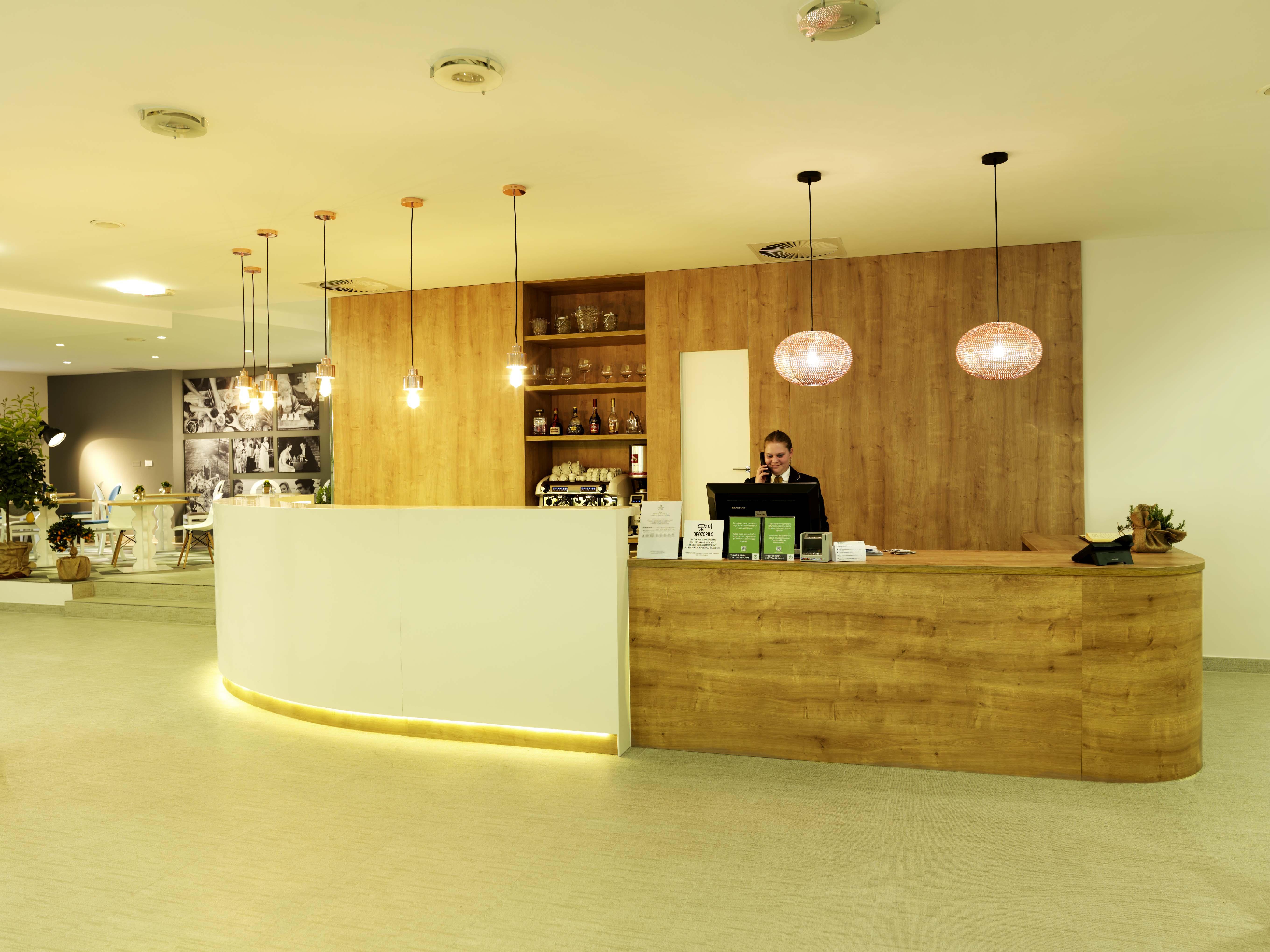 Socializing Hotel Mirna - Terme&Wellness Lifeclass Portorose Esterno foto
