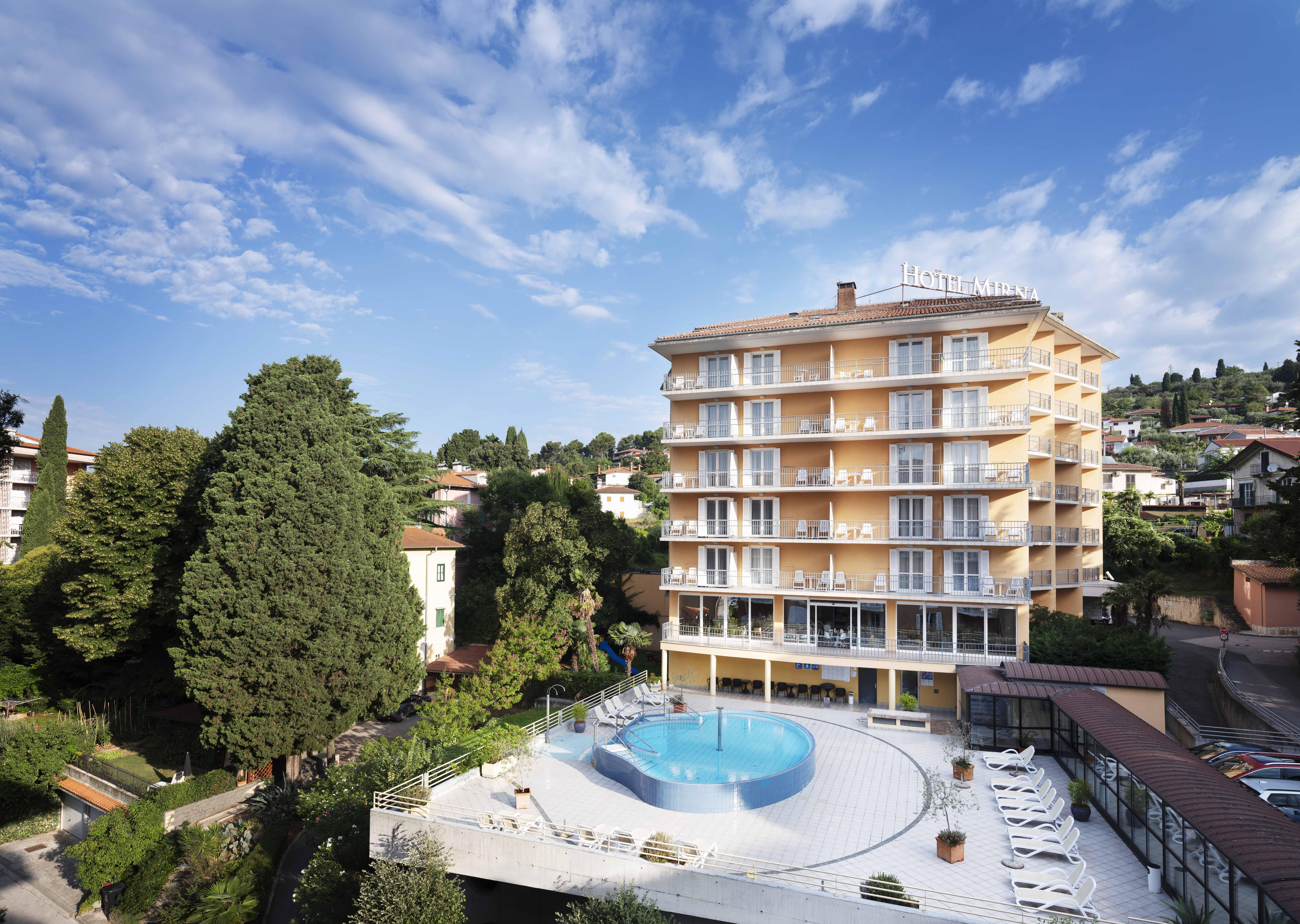 Socializing Hotel Mirna - Terme&Wellness Lifeclass Portorose Esterno foto