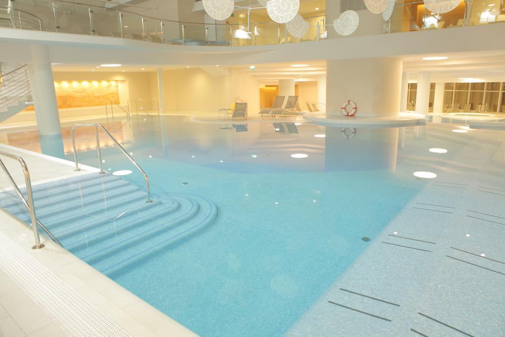 Socializing Hotel Mirna - Terme&Wellness Lifeclass Portorose Esterno foto